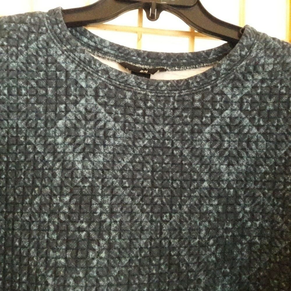 H&M Quilted Diamond Pattern Hi Low Sweater - Picture 3 of 4
